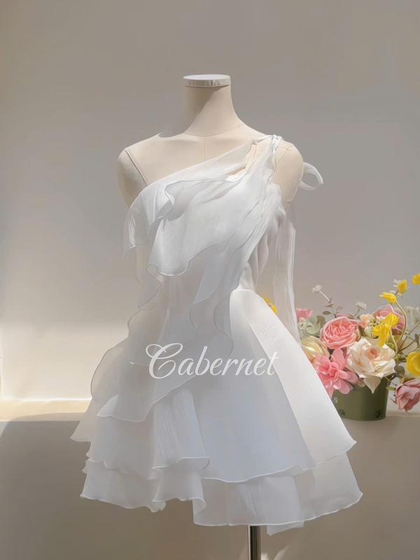 D274 Cabernet Moliss dress đầm chéo vai dáng ngắn xếp tầng cách điệu đi tiệc