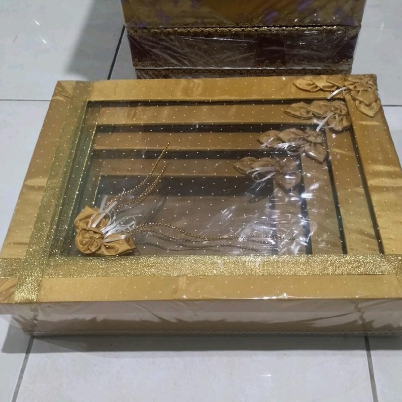 KOTAK SESERAHAN PERNIKAHAN MOTIF RANTAI WARNA GOLD - Shop | Tokopedia