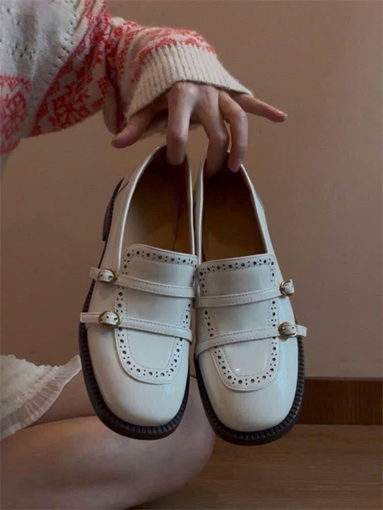 Product Introduction of Giày lười gót thấp khắc thắt lưng khóa  - C156 -[ GOBE SHOES ] - Màu Kem và Đen 11