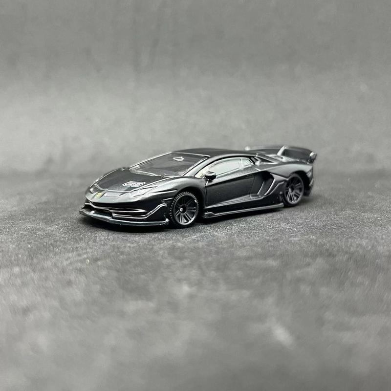 Product Introduction of Bộ sưu tập đồ chơi ô tô mô phỏng, Lamborghini SVJ Black Warrior, Tỷ lệ 1: 64 được ủy quyền chính thức, Được làm bằng hợp kim, Thích hợp cho bé trai, Ý tưởng quà tặng tuyệt vời 5