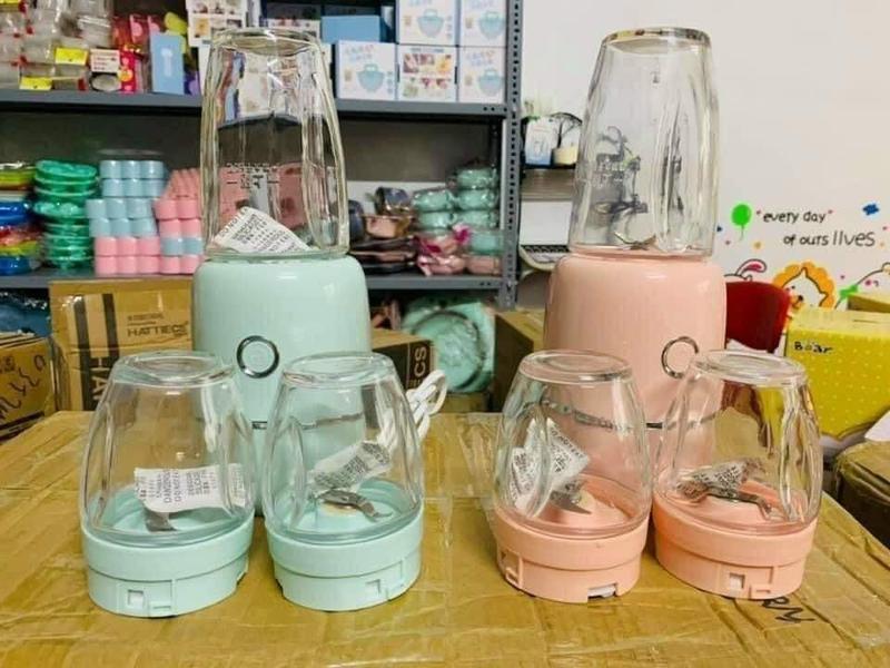 Combo bộ nồi nấu cháo chậm bear và máy xay 3 cối cho bé ăn dặm 1