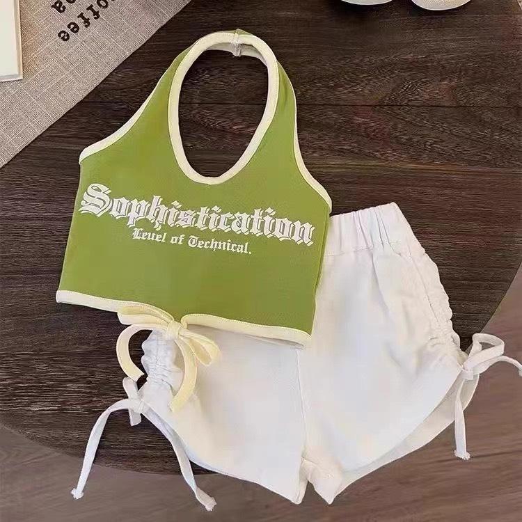 Set Áo Yếm Xanh Bơ Kèm Quần Đùi Rút Dây 65C Dành Cho Bé Gái