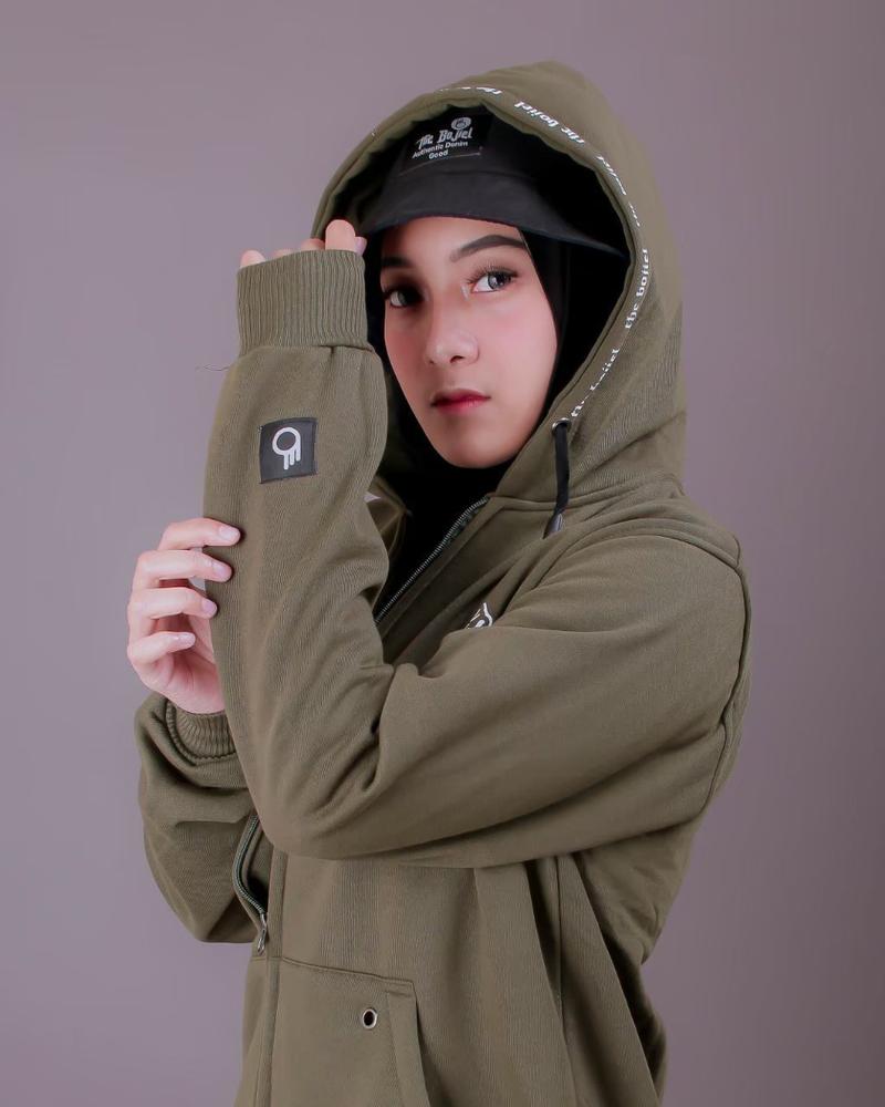 Product Introduction of JAKET HOODIE CEWEK / HOODIE ZIPPER TERLARIS / SWEATER HOODIE WANITA 5