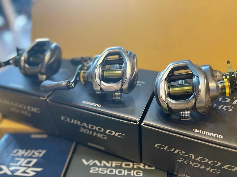  Máy ngang Shimano Curado DC 