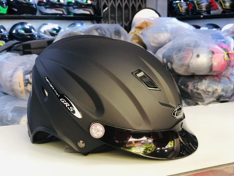 mũ bảo hiểm nửa đầu lưỡi trai chính hãng GRS A737T cao cấp fom to phù hợp các bạn nam đầu to sản phẩm bảo hành 12 tháng