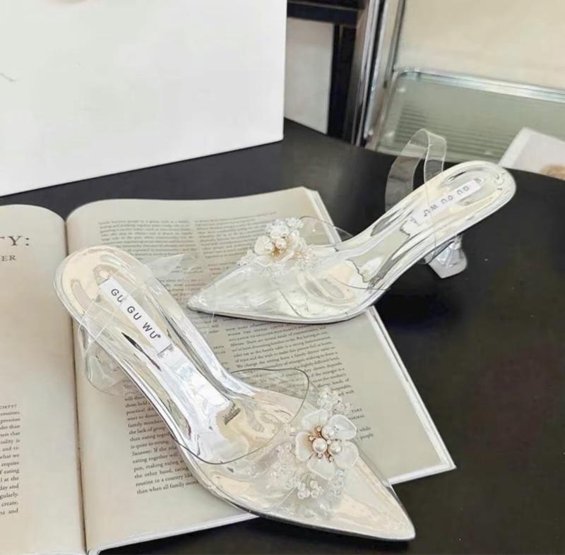 Product Introduction of Giày mika trong suốt đính hoa đá nhựa gót 2p 5p 7p 9p mềm dẻo Shoes nữ [ TC 9 ] dễ mix đồ 1