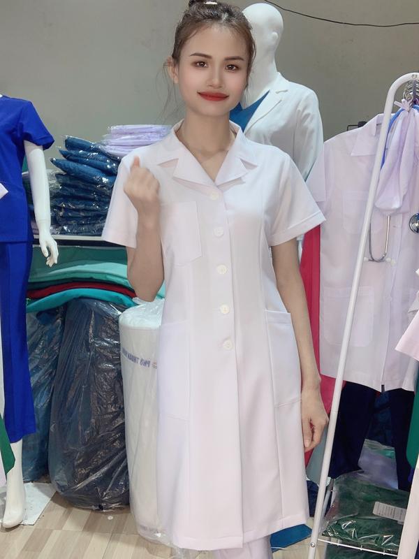 Áo blouse nữ bác sĩ, dược sĩ chất liệu cotton lạnh cao cấp