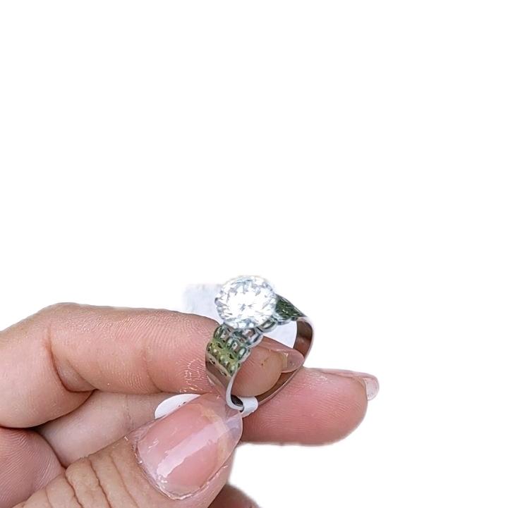 nhẫn inox có hột đính đá xoàn cao cấp rất sang trọng trẻ trung cho nữ 3