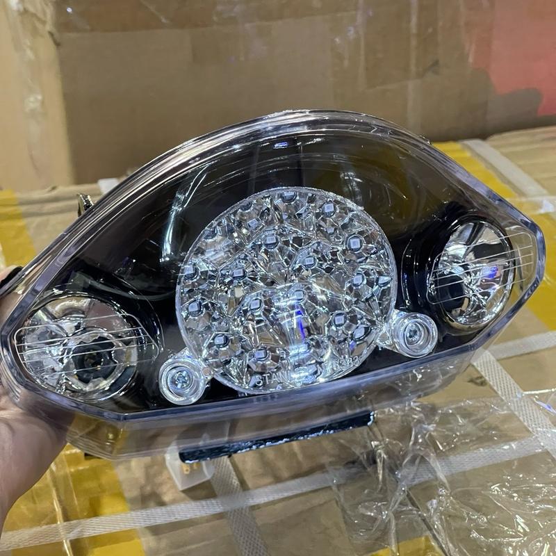  PHỤ KIỆN XE MÁY Đèn hậu Appi xinhan kim cương lắp Sirius mica hãng kèm dây xinhan  Kem 