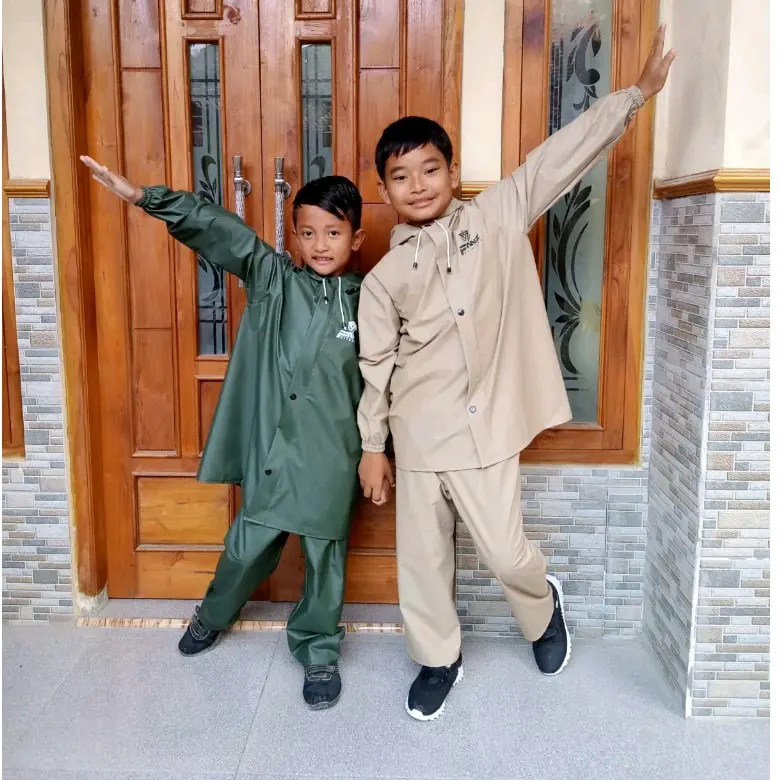 Jas Hujan ANAK Setelan Jaket Celana Anti Rembes Pvc 0