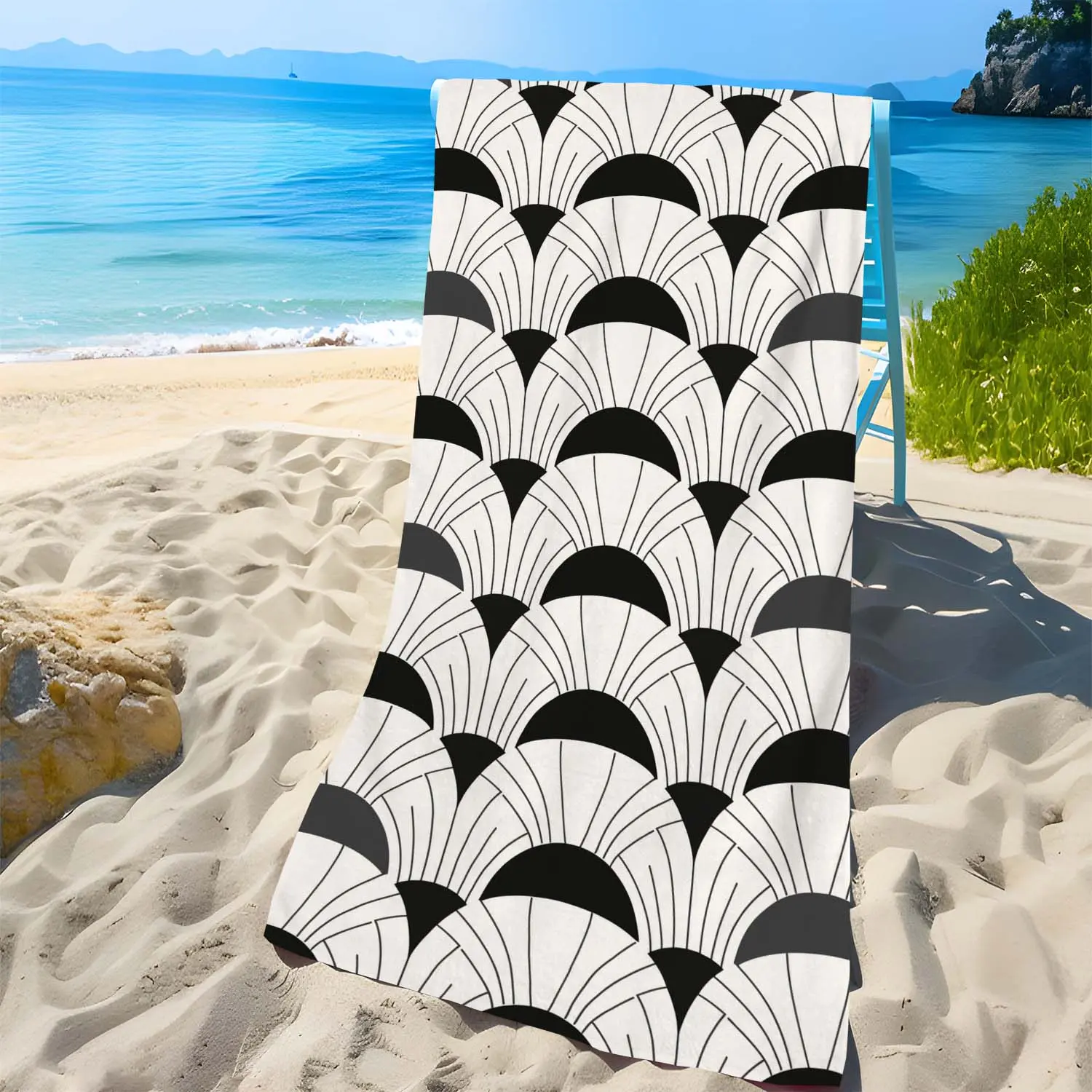 Creative Geometric Pattern Beach Towel, Soft Comfortable Lightweight Sand-proof Beach Towel, Water Absorbent Towel for Travel Swimming, Diving, Surfing, Yoga, Camping