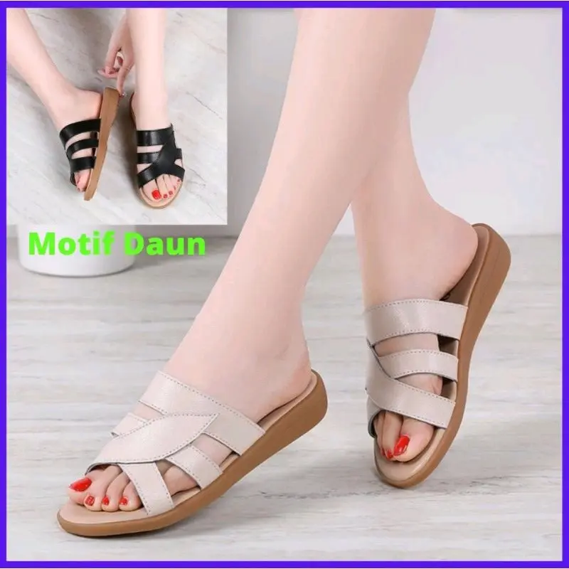 Sandal Wanita Model Terbaru bahan semi kulit premium (Motif Daun)