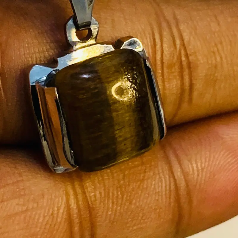 Kalung Liontin Batu Kecil Laki-laki 3