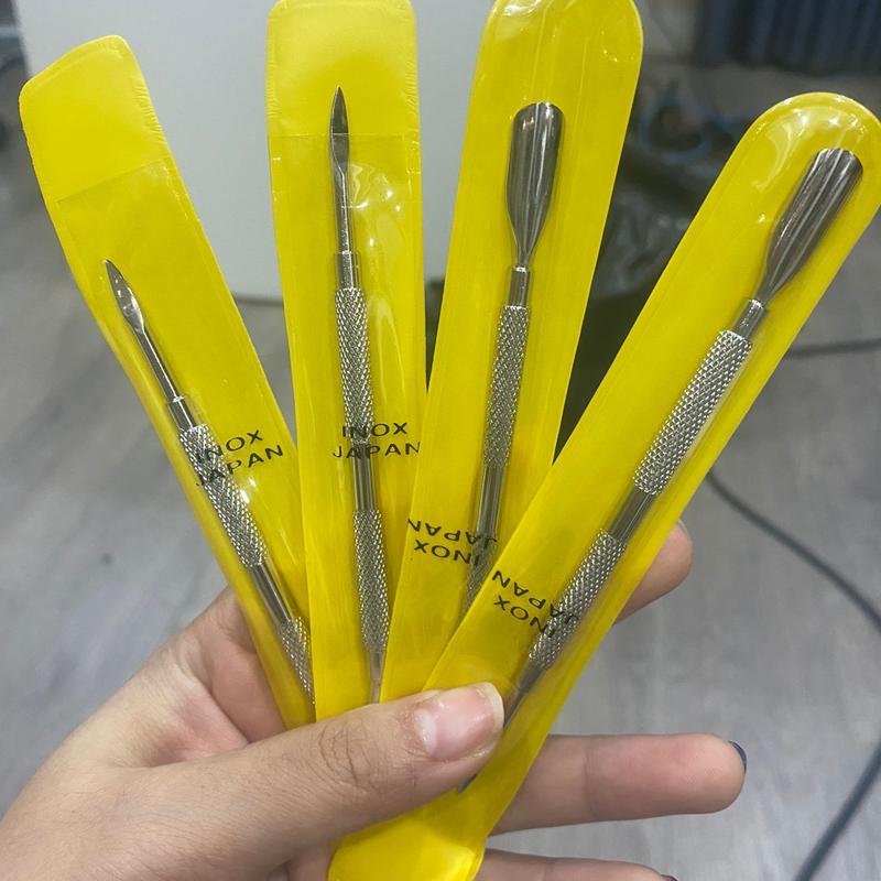 Cây đẩy da chết  vỏ vàng làm nail