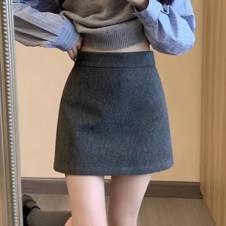 [M245] Chân Váy Vải  Ép Mịn Bassic Dáng Ngắn Phom A  Có Quần Bảo Hộ | BigBuy360 - bigbuy360.vn