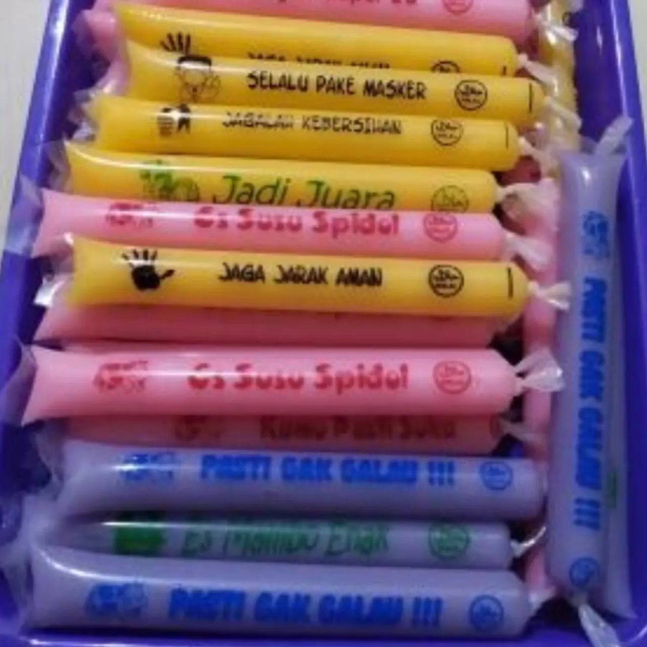 50 pcs Plastik Es Mambo Sablon Kata Unik Ukuran 3x23cm - Plastik Es Lilin