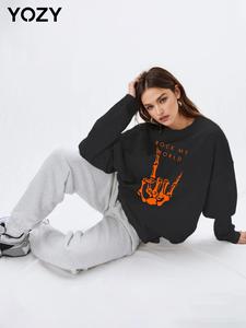 YOZY Women's Skeleton Hand & Letter Print Drop Shoulder Sweatshirt, Casual Long Sleeve Round Neck Pullover for Fall & Winter, Ladies Clothes for Daily Wear