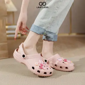 Sandal Slop Cewek LILY Baim EVA Karakter Korean Style Ringan Anti Slip Sendal Slip On Wanita Lucu Kekinian Terbaru 2024 Pink ( Black )