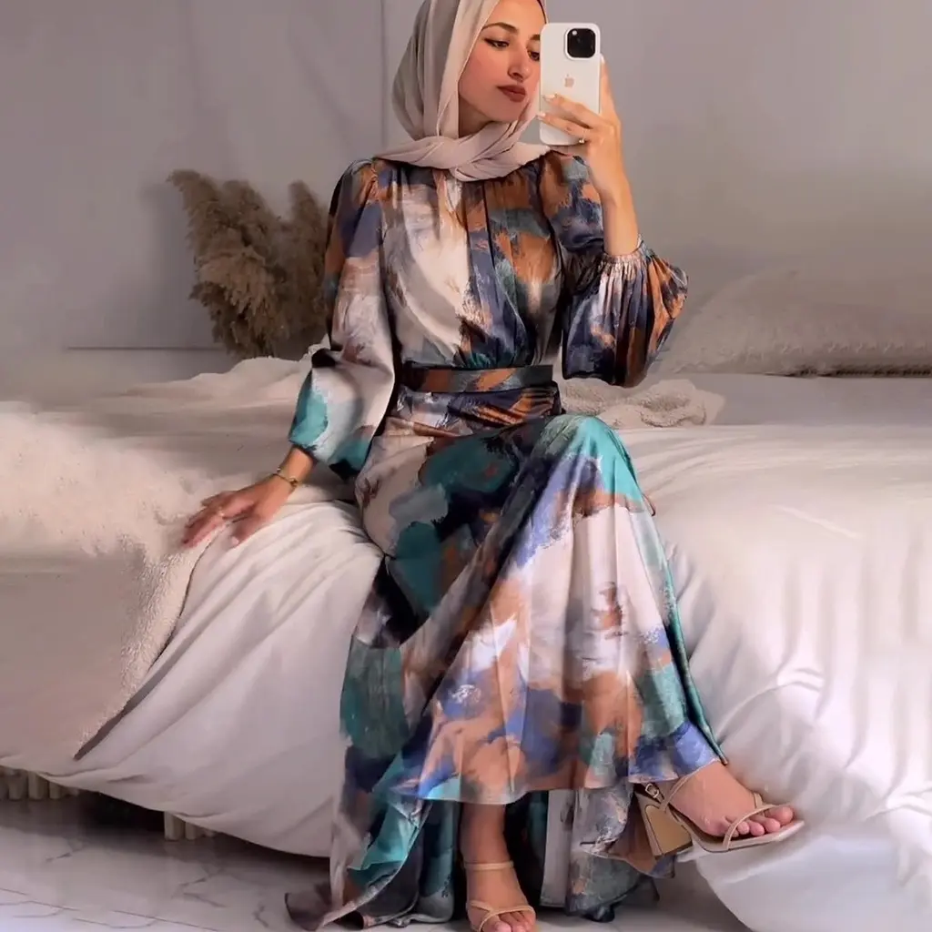 Wholesale Wrinkled Waist Slimming Long Sleeved Mid Length Dress S9039