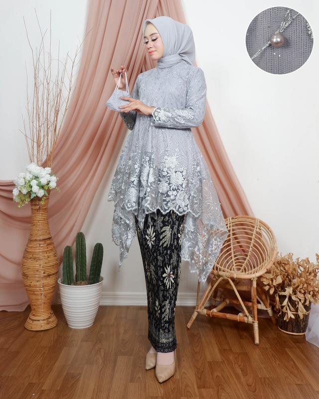 REAL PICT STELAN KEBAYA TUNIK BORKAT TILE ROK FRISKET PANJANG MOTIF TUNIK AMBRELA KONDAGAN/PAGAR AYU ACARA PESTA SERAGAMANAN KEBAYA TERMURAH 4