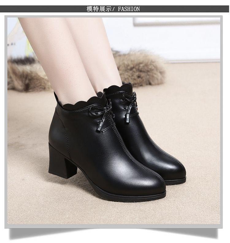 Product Introduction of Bốt Da Nữ, Bộ Sưu Tập Mùa Thu Và Mùa Đông, Giày Bông Của Mẹ, Da Thật, Gót Chunky Mềm, Bốt Cao Đến Mắt Cá Chân, Lót Lông Cừu, Ấm Áp, Thích Hợp Cho Phụ Nữ Trung Niên Shoes Boot 13