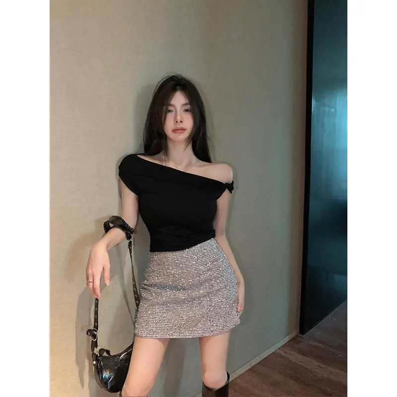 Casual Fashion Solid Color One Shoulder T-shirt，Korean style Irregular Design Off Shoulder Short Sleeve Top Summer Versatile