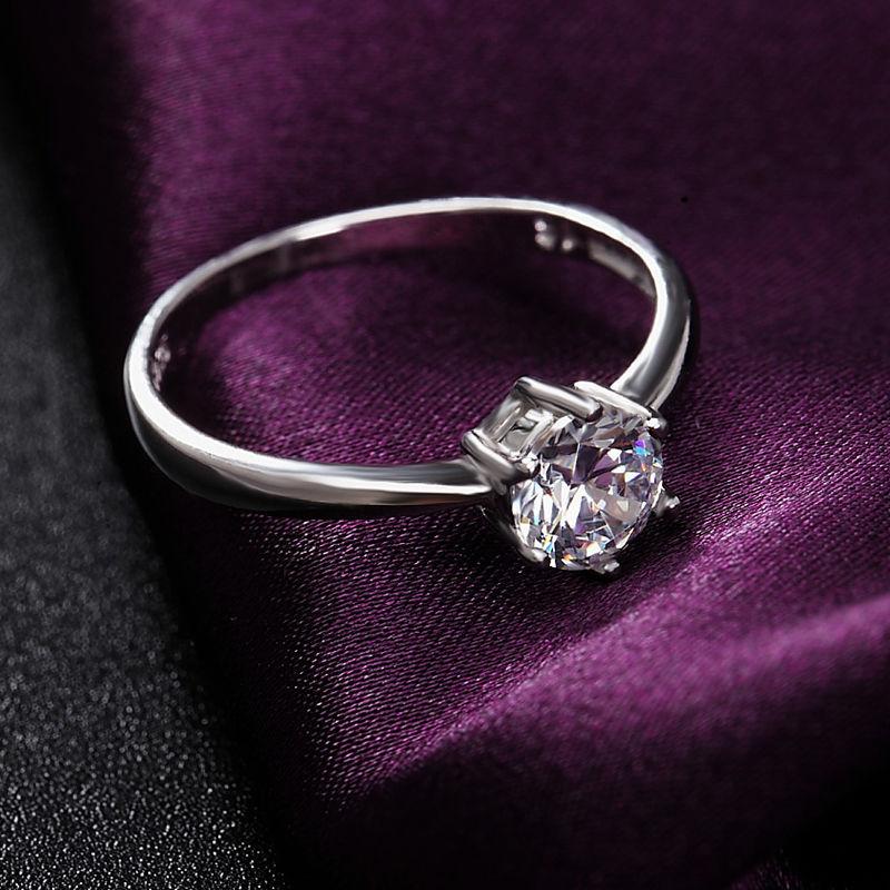 Product Introduction of Hot-selling crown classic six-claw open ring, fashionable wedding ring for women 1