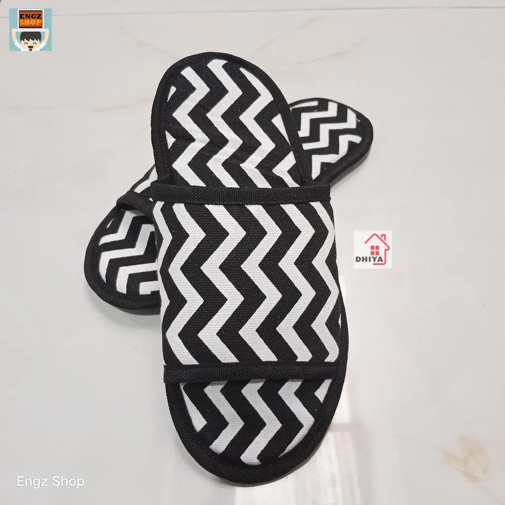 Zigzag Hitam