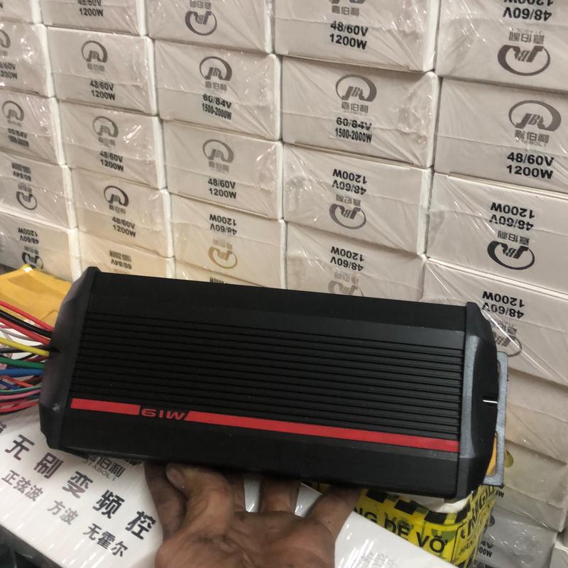 ic xe điện đen chỉ đỏ 1200w 48v - 60v hổ trợ lắp