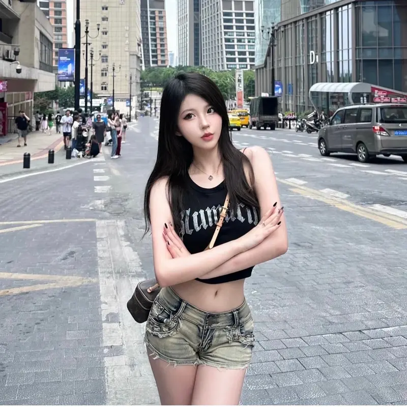 A7 - Quần đùi jean nữ ngà vàng quần bò xanh phai vàng quần short nữ màu loang đinh tán cạp trễ co giãn rách tua rua 4