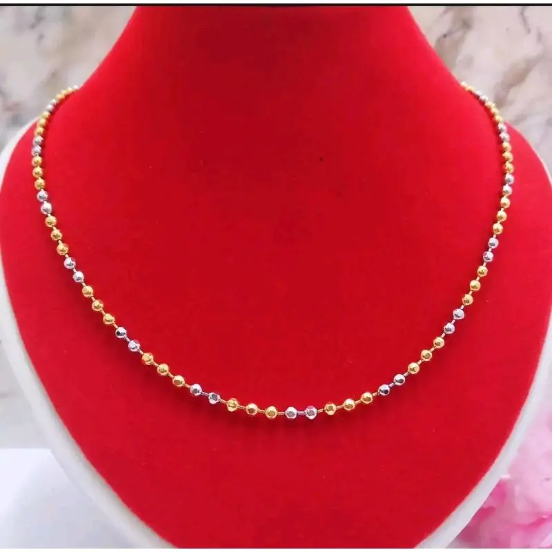 Aksesoris kalung wanita kombinasi