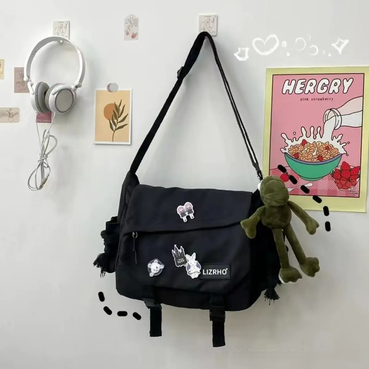 Fashion College Style Large Capacity Shoulder Bag 2025 New Men's and Women's Casual Messenger Bag Student Nylon Messenger Bag
