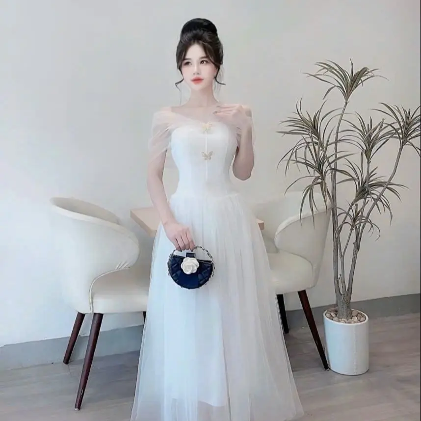 Đầm trễ vai đi tiệc đính tag hồ điệp sang chảnh A651 chất tafta phối lưới tùng váy 3 lớp bồng bềnh dáng dài qua bắp chân có đệm mút vòng 1 freesize KimHoa77