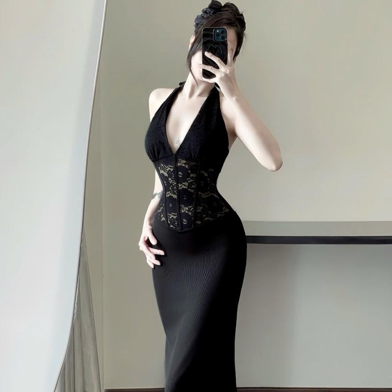 DARLING [L.Studio] Đầm dài cổ yếm phối Ren cao cấp SẴN MUSH ngực, thân váy thun đuôi cá tôn dáng 1
