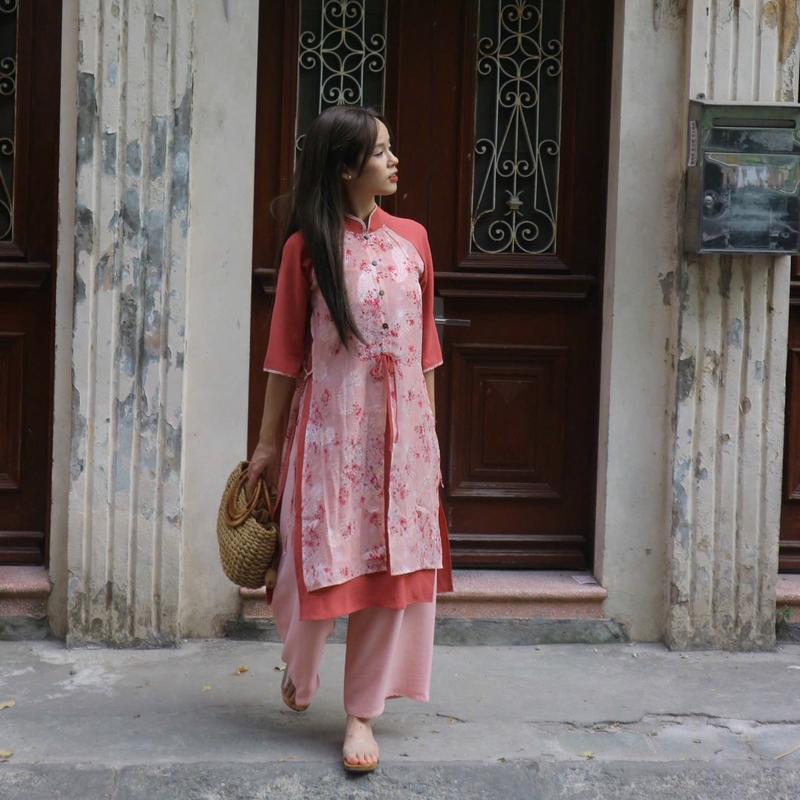 Set Áo dài cách tân nữ hoa nhí thiết kế 4 tà Nhật Quang,hoạ tiết hoa nhí dáng suông, áo dài vintage màu đỏ,vàng,xanh Women Dress 4