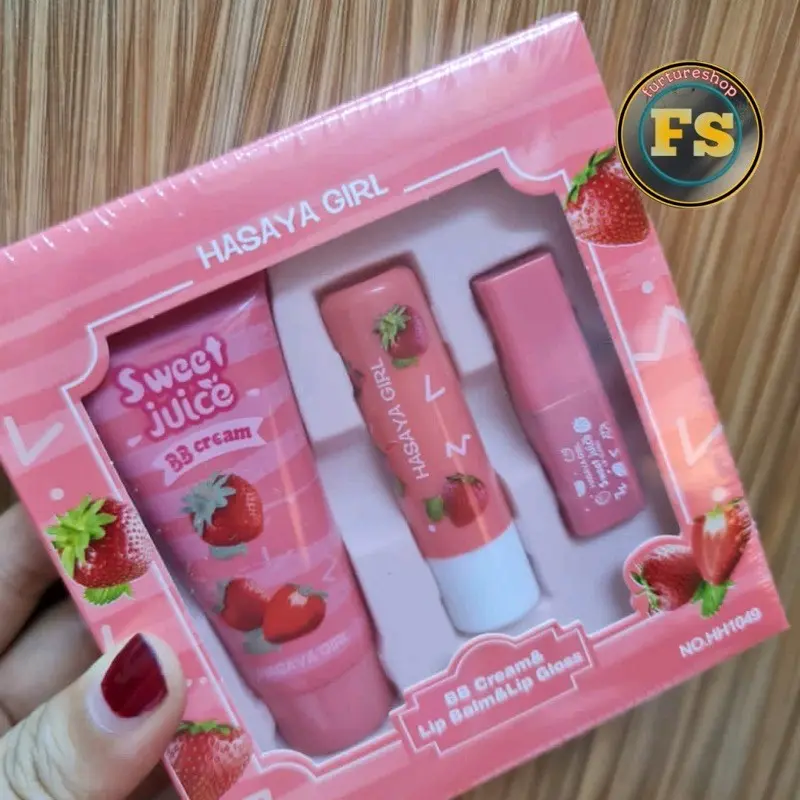 PAKET MAKE UP STRAWBERRY 3IN1 PAKET KECANTIKAN HH1049 0