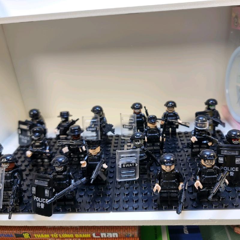 Set 18 mô hình lính đặc nhiệm SWAT, combo đồ chơi mô hình quân đội siêu ngầu Toy Voi