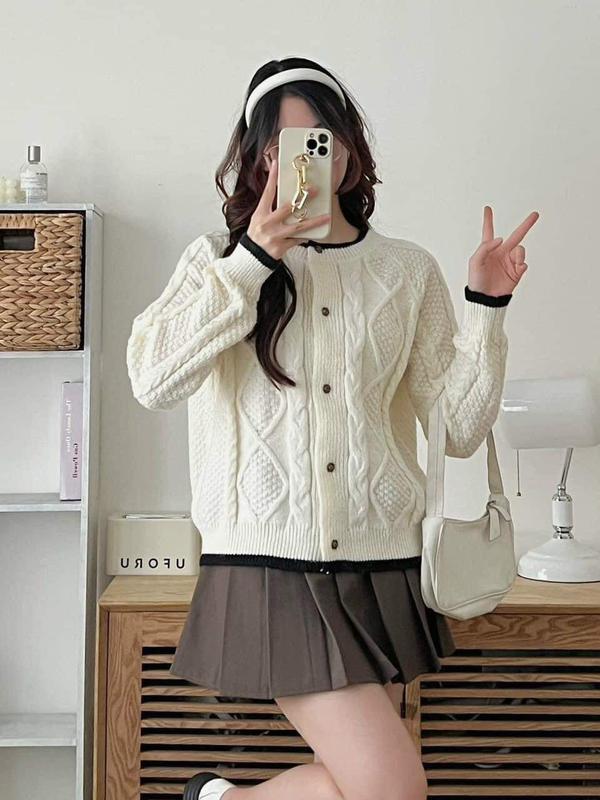 Áo len thừng dày dặn cúc hoa hồng