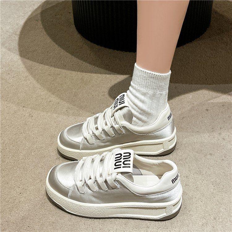 Product Introduction of Stylish White Shoes for Women in Spring 2024 8