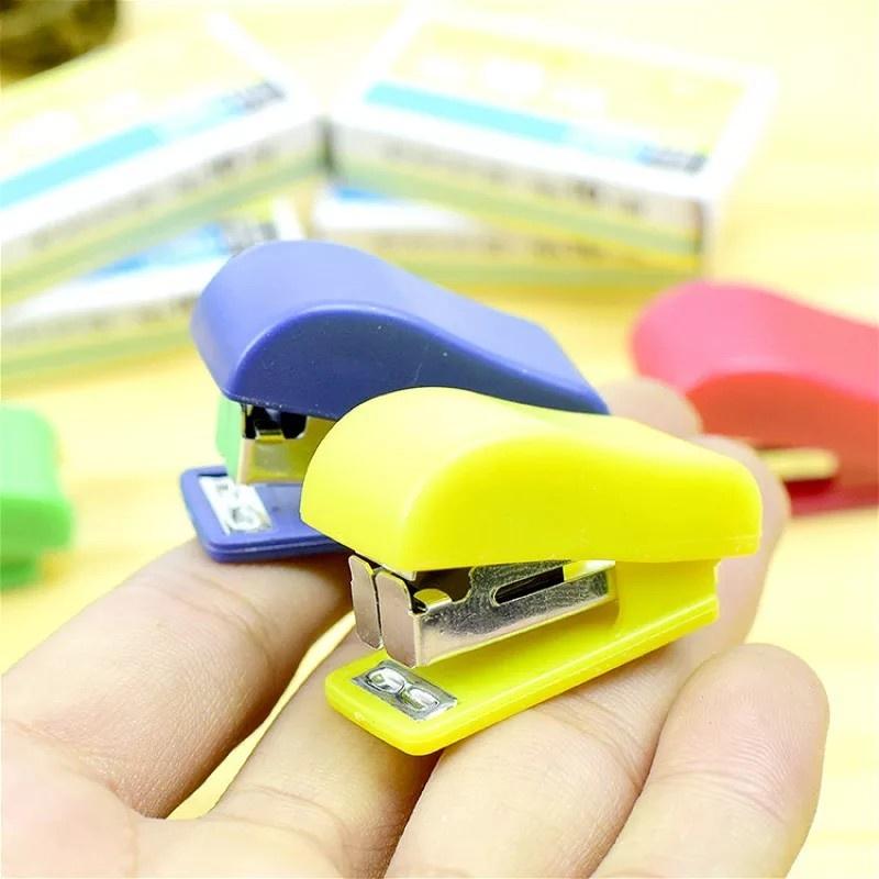 Staples Stapler Mini Kecil Unik Lucu Anak + Bonus isi steples korea mini 0