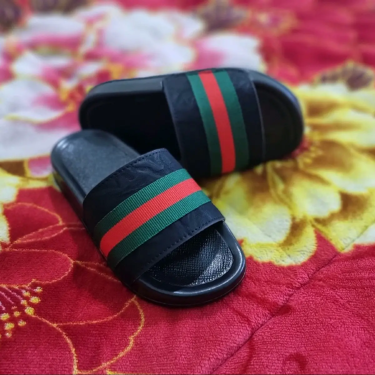 Dép quai da cải dù ở giữa xanh đỏ 3cm(màu đen)cho bé và người lớn