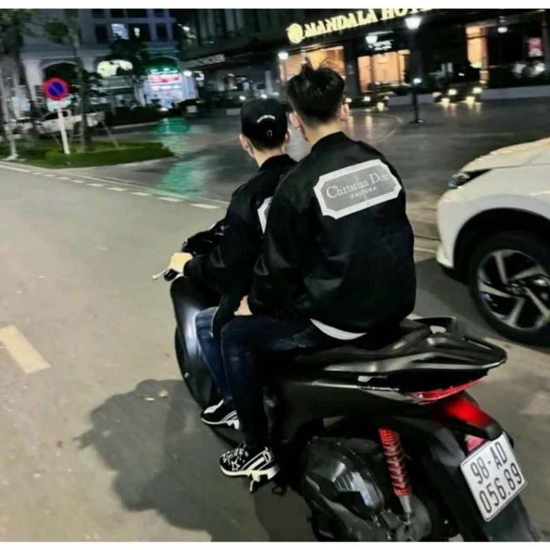 Product Introduction of Áo Gió Boy Phố  Hình In Sắc nét Đủ Tem Mác Chuẩn Hàng Hottrend Đủ Size Nam Nữ 19