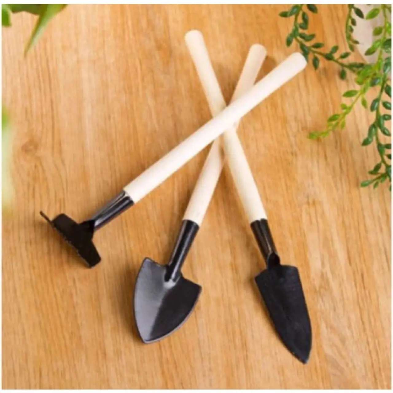 Bộ Dụng Cụ Làm Vườn Mini 3 Món Cán Gỗ Xẻng, Xúc, Cào Nhỏ Gọn Tiện Dụng Đa Năng