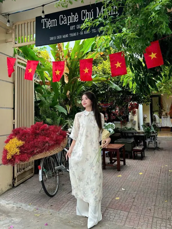 Set áo dài in hoa thêu 4 tà chất vải thô S5059 áo phối cổ sen tay gập đính nơ dáng suông kèm quần lụa nhẹ nhàng Maian 5