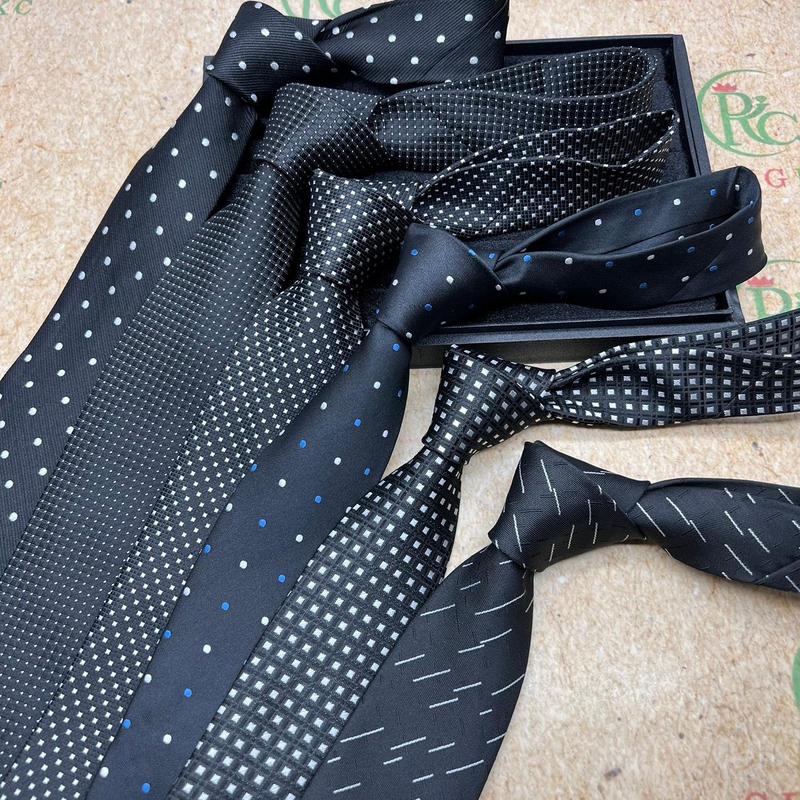 Cà vạt Trung niên 8cm tự thắt cho Tết 2023 Giangpkc  {{store}}