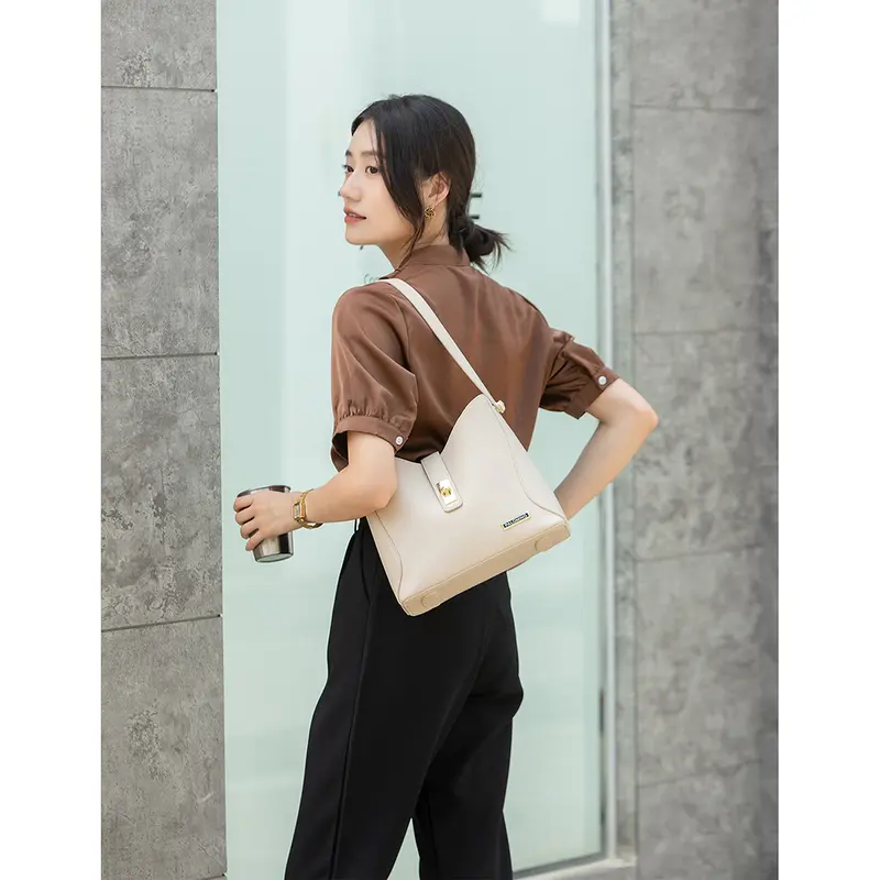 Palomino Linsa Shoulderbag - Cream 1