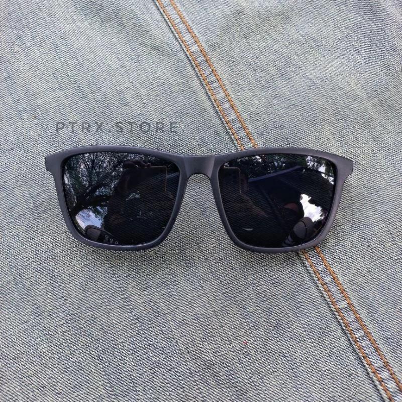 Product Introduction of Kacamata Hitam Casual Pria-Kacamata Anti UV-Kacamata Fhasion Gaya Retro 4