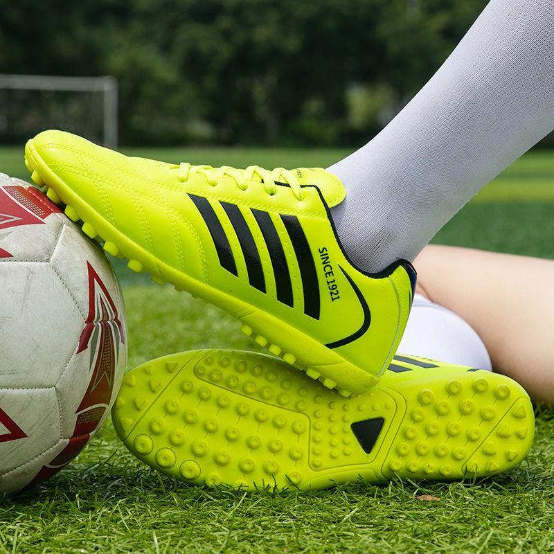 Double Star Soccer Shoes Competition Special Adult Men Broken Spike Boys Primary School Girls Non-slip Training Professional Shoes Wear-resistant Slipper 6