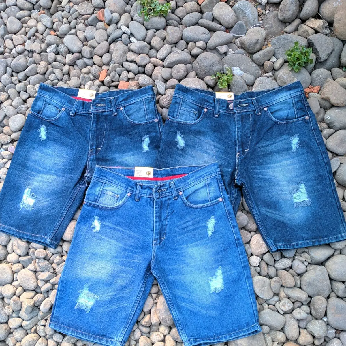 CELANA PENDEK SOBEK PRIA JEANS CELANA PENDEK JEANS RIPPED BAHAN TEBAL HALUS