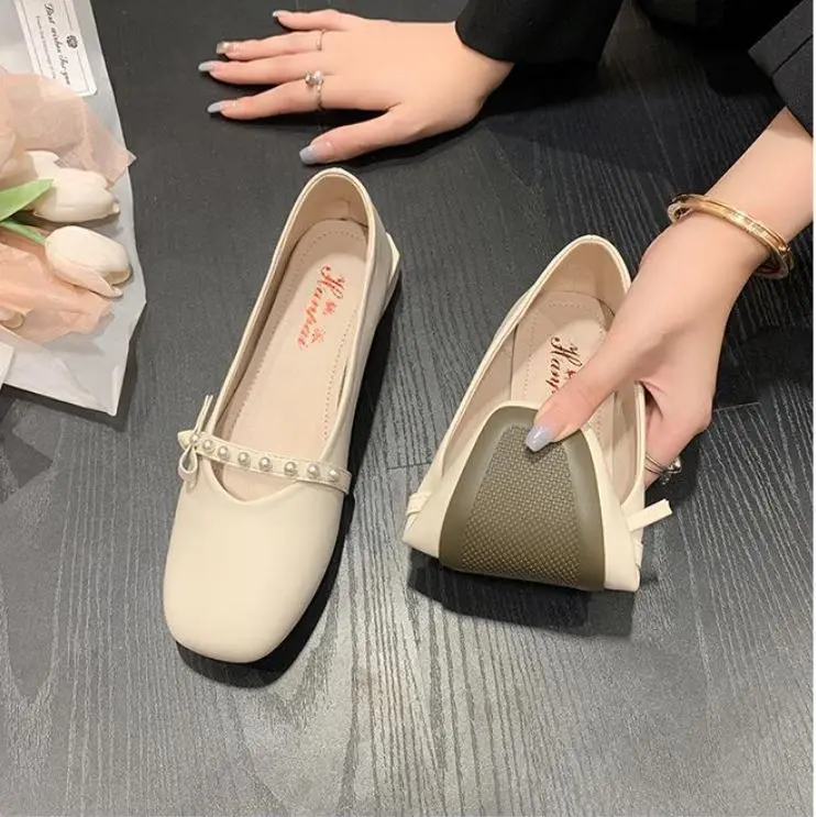Giày gót vuông da mềm mũi vuông quai ngang đính ngọc nữ tính phong cách Hàn quốc đế cao su dẻo 3cm đi êm chân - Mã GN72 Gót thấp (1-3 cm) Gót thấp (1-3 cm) 0
